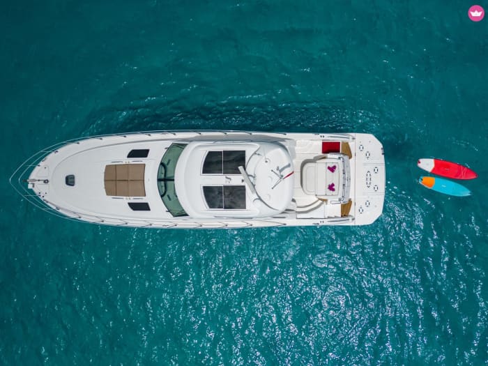 8-hour luxury Formentera excursion aboard a Sea Ray Sundancer 55