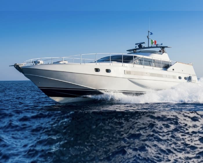 Segeln Sie durch den Golf der Dichter: eine exklusive Reise voller Poesie und Schönheit, Sonne und Meer.