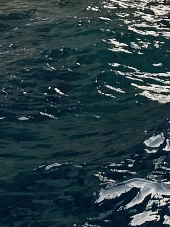 Medio día entre las aguas turquesas y las cuevas de Malta.
