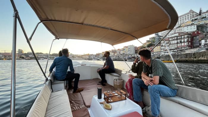 Paseo en barco en Oporto, por el río Duero hasta los 7 puentes.