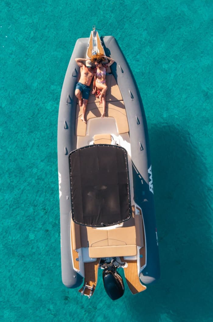 A relaxing day tour of the La Maddalena Archipelago.