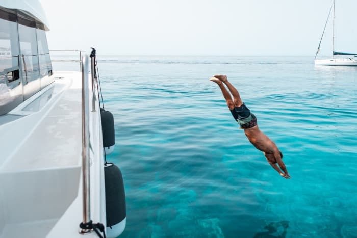 Erkunden Sie Trapani mit dem Boot: Ein ganzer Tag auf dem Wasser an Bord eines Motorboots