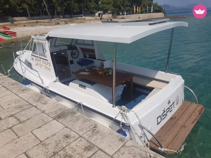 Détendez-vous lors d'une excursion en bateau de 4 heures à Korčula.
