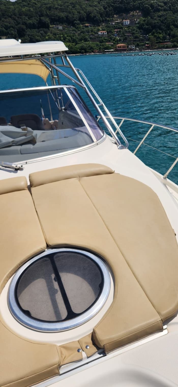 Entdecken Sie Ameglia auf einem Ganztagesausflug mit dem Motorboot
