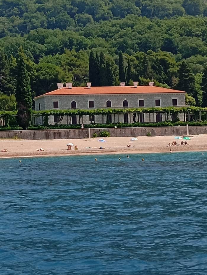 4 uur durende privéboottocht, vissen en snorkelen | Bar