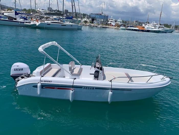 Relaxing boat trip – Antibes & turquoise waters