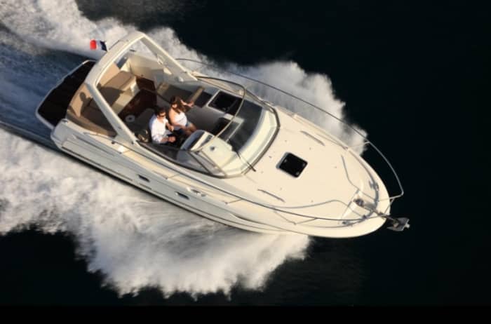Relax on a comfortable boat around the islands of Cannes for the day or for 4 hours.