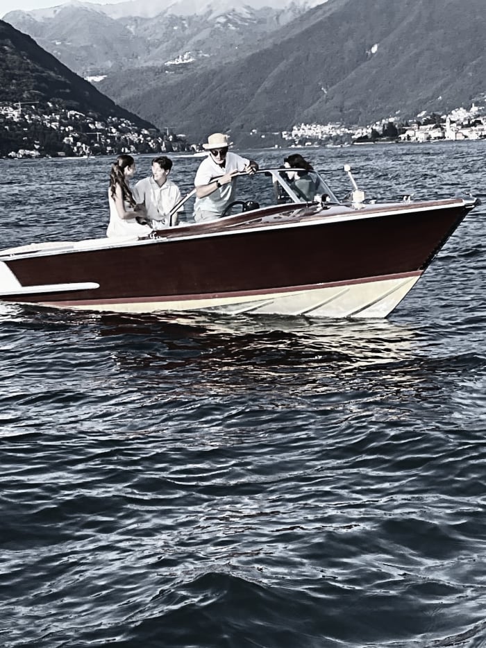 Your private motorboat for a day around Lake Como