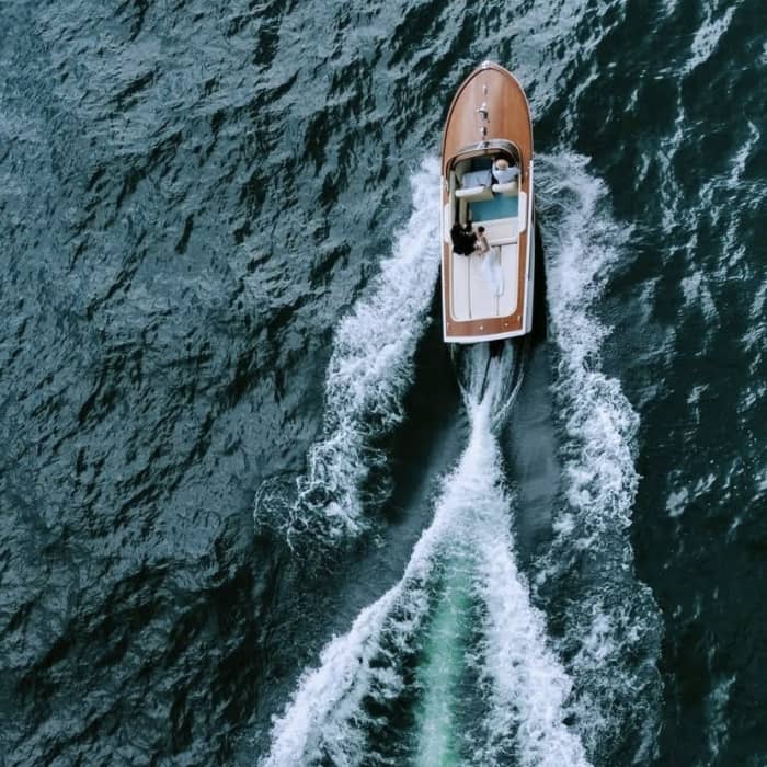 Your private motorboat for a day around Lake Como