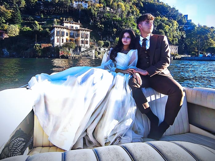 Your private motorboat for a day around Lake Como
