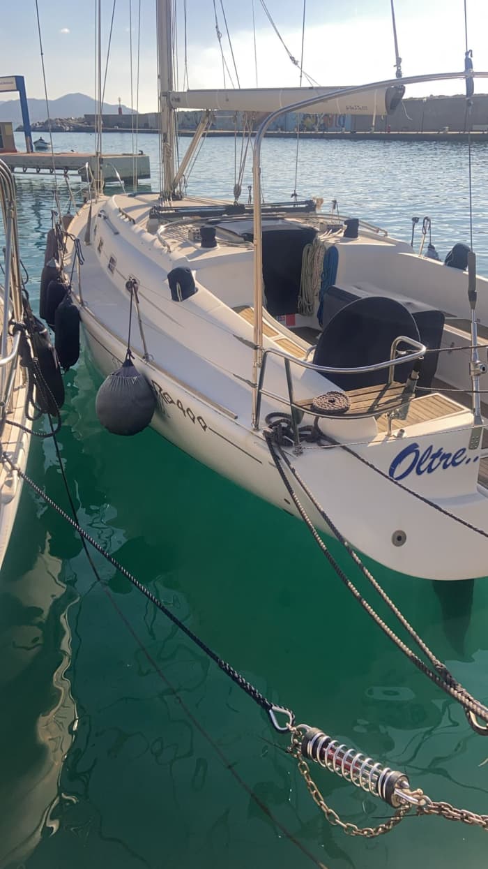 Genießen Sie einen ganzen Tag Segeln in Lavagna im Golf von Tigulio auf einem Segelboot.