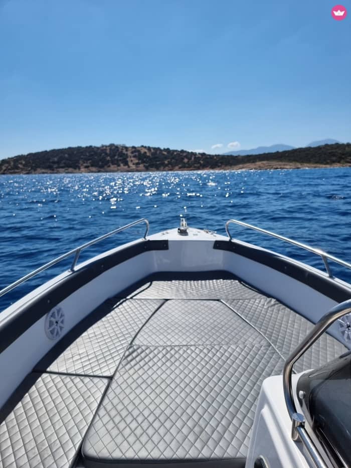 Custom Sea Escape in Eastern Crete