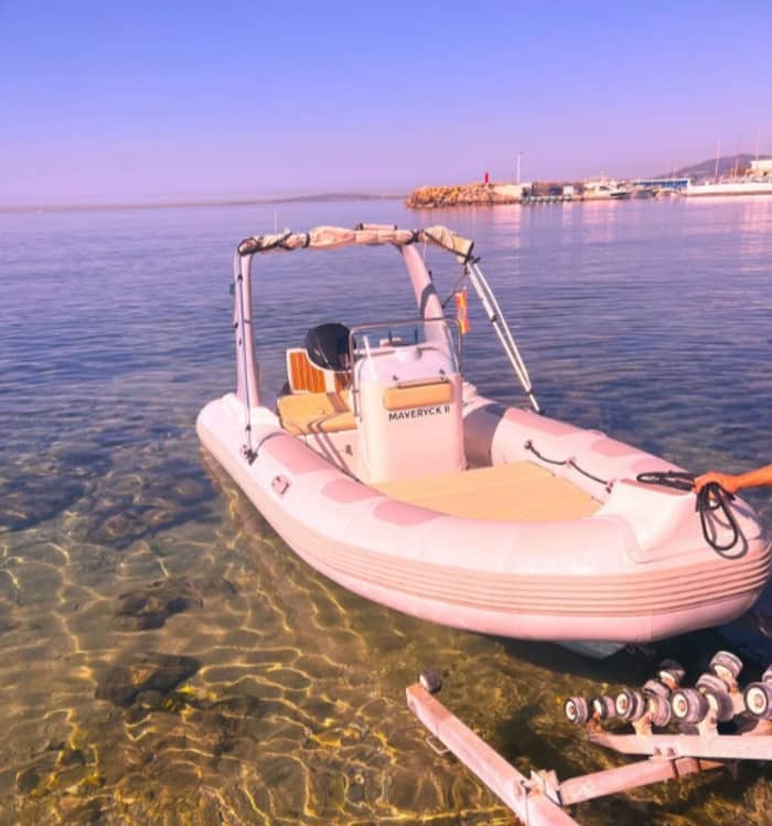 4 timmar i Alicante: Hyr en motorbåt och njut