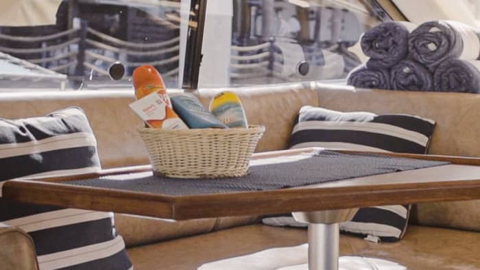 Jouw dag in Cabo San Lucas: Huur een motorboot voor een dag vol ontdekkingen.