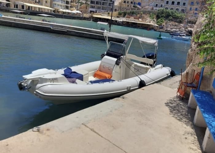 Excursion privée en bateau à moteur autour de Malte