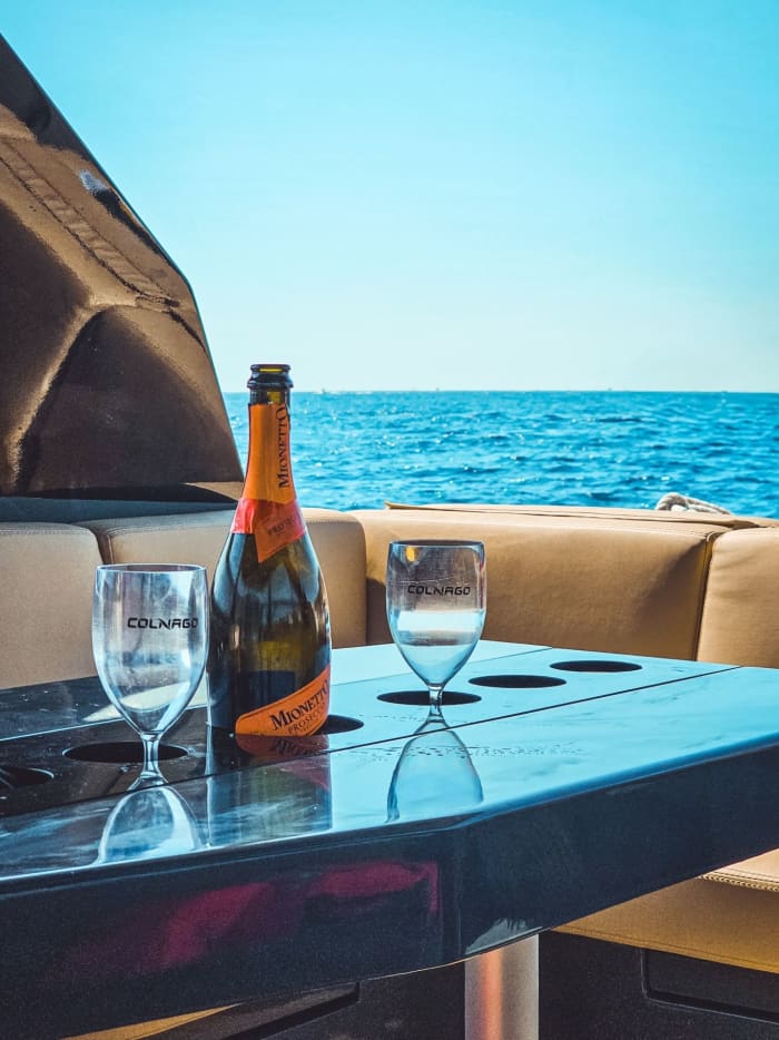 Luxe kustontdekking: Blauwe lagune en eiland Solta