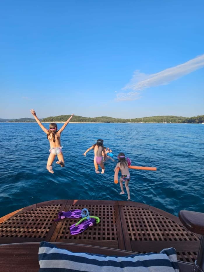 Halve dagcruise door de Rovinj-archipel en dolfijnen spotten bij zonsondergang