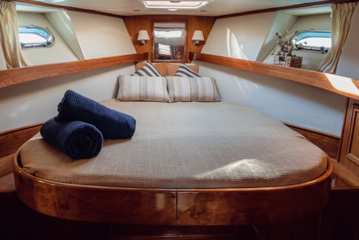 Halve dagcruise door de Rovinj-archipel en dolfijnen spotten bij zonsondergang