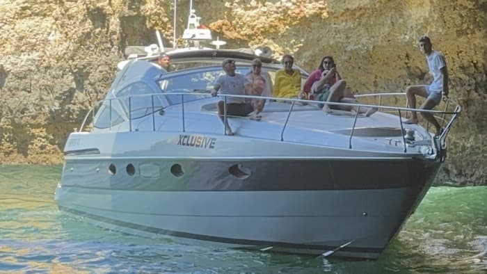 Excursion en bateau à moteur d'une demi-journée à Albufeira