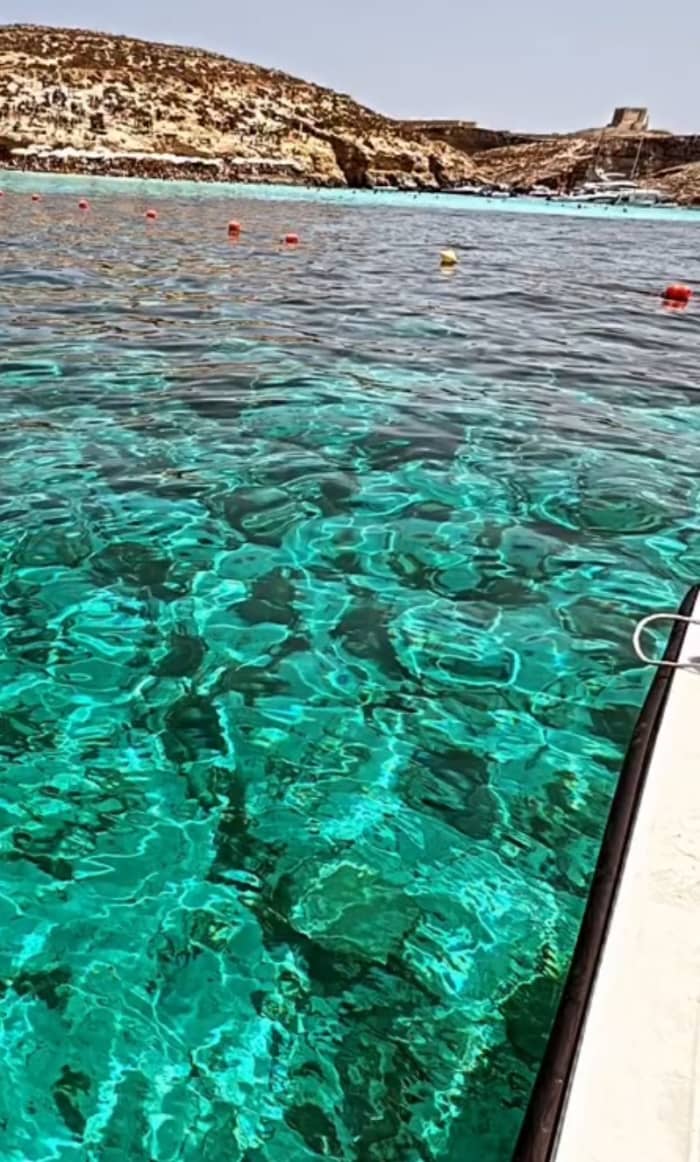 Ανακαλύψτε τον κόλπο του Αγίου Παύλου με μηχανοκίνητο σκάφος για 9 ώρες