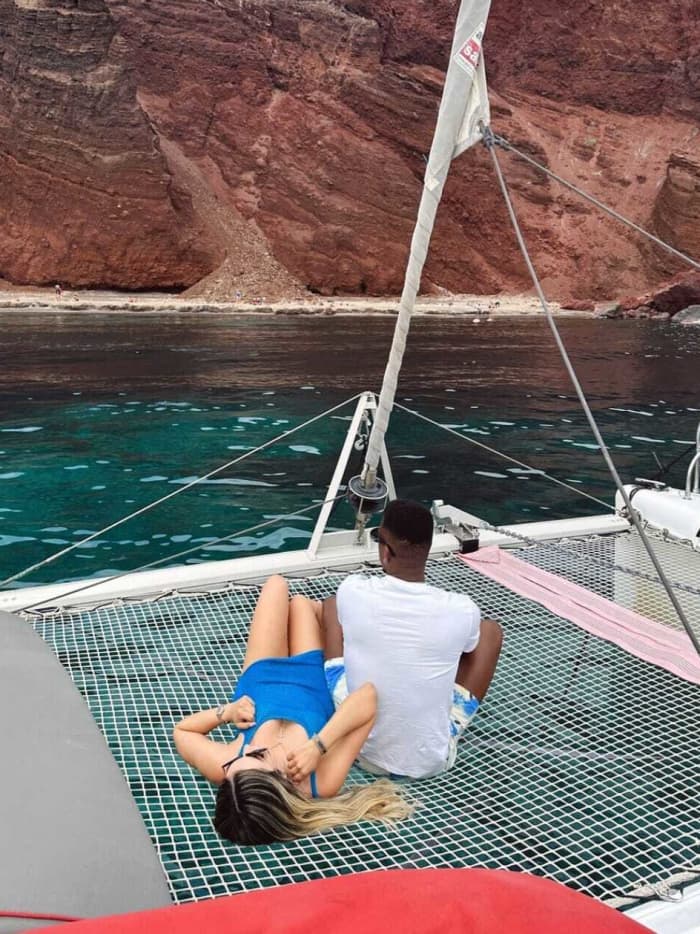 Fountaine Pajot: Aufwachen mit den Wellen: Private Bootstour am Morgen ab Vlychada