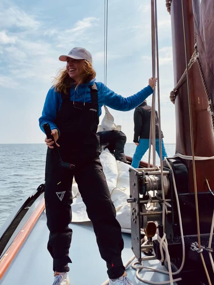 Enjoy a full day of sailing in Den Oever on a sailboat