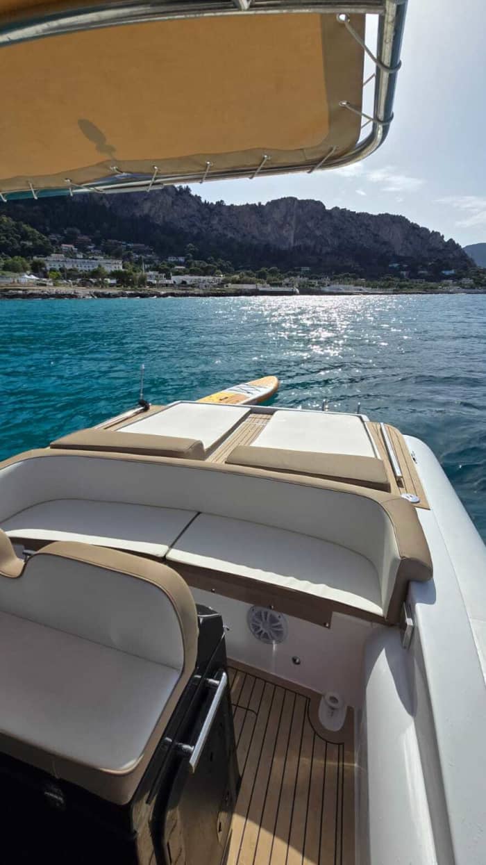 Enjoy 9h on a motorboat in Palermo