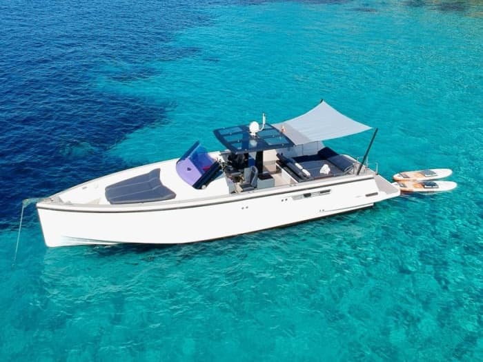 Luxury coastal cruise: From Ibiza Town to Tagomago