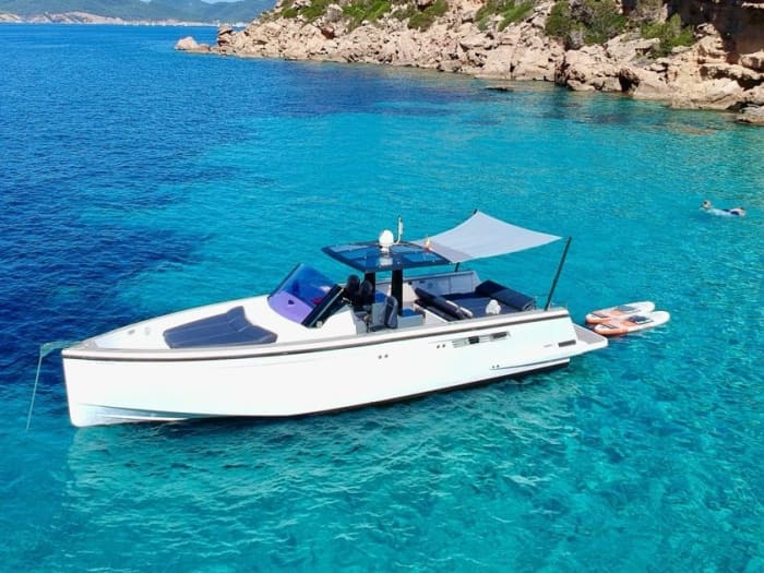 Luxury coastal cruise: From Ibiza Town to Tagomago