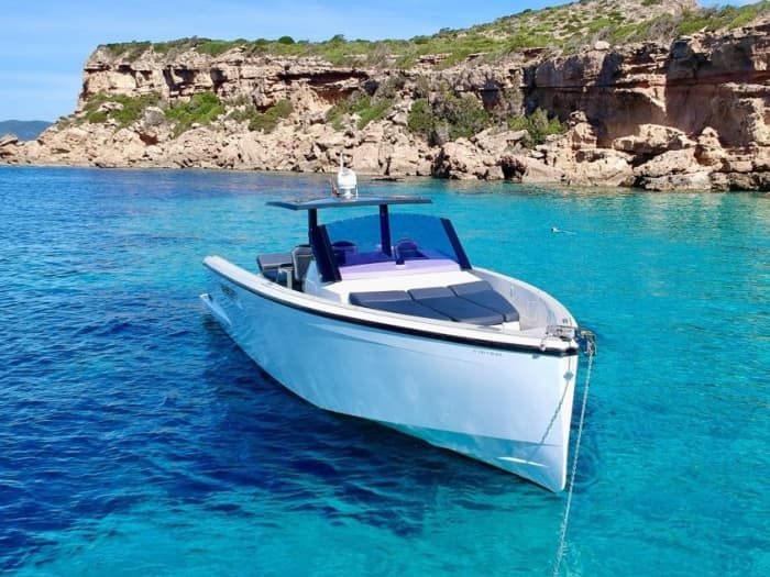 Luxury coastal cruise: From Ibiza Town to Tagomago