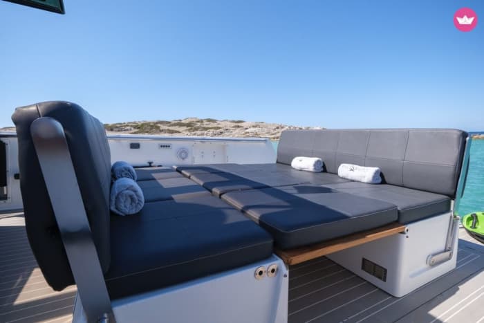 Luxury coastal cruise: From Ibiza Town to Tagomago