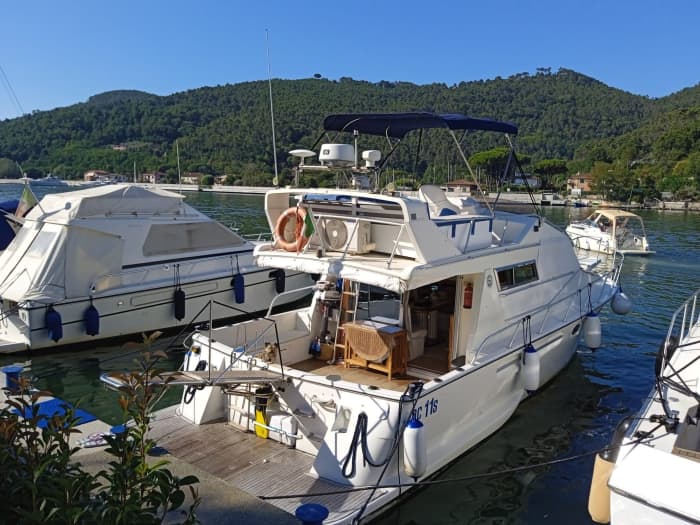 Ihr privates Motorboot für einen Tag rund um Lerici