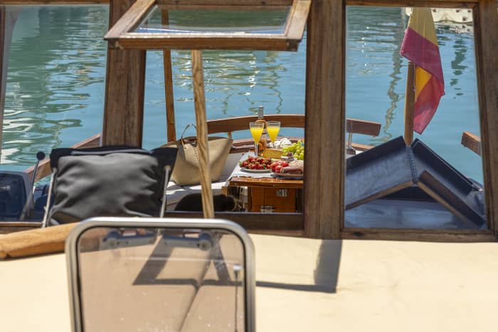 Take a half-day to relax on a motorboat in Port d'Alcúdia