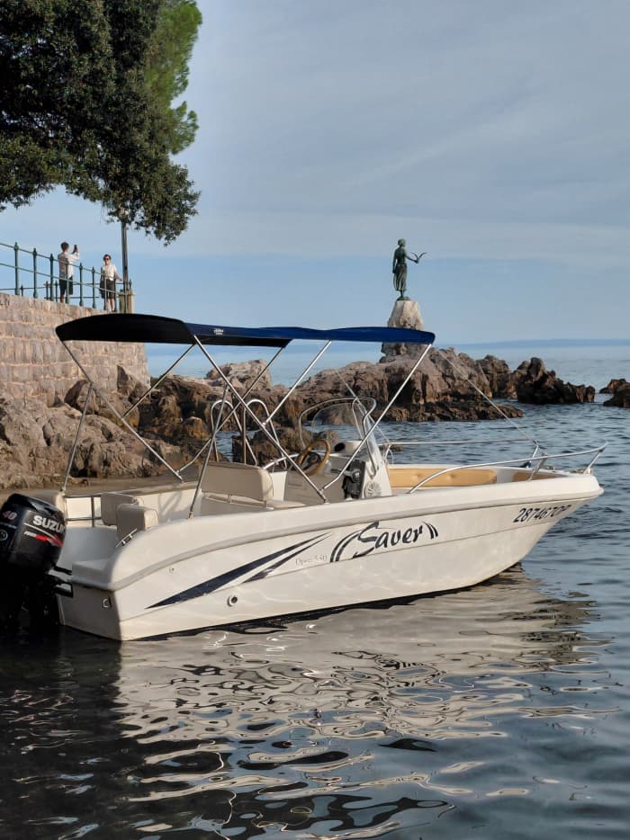 Profitez du soleil lors d'une excursion en bateau de 9 heures à Opatija.