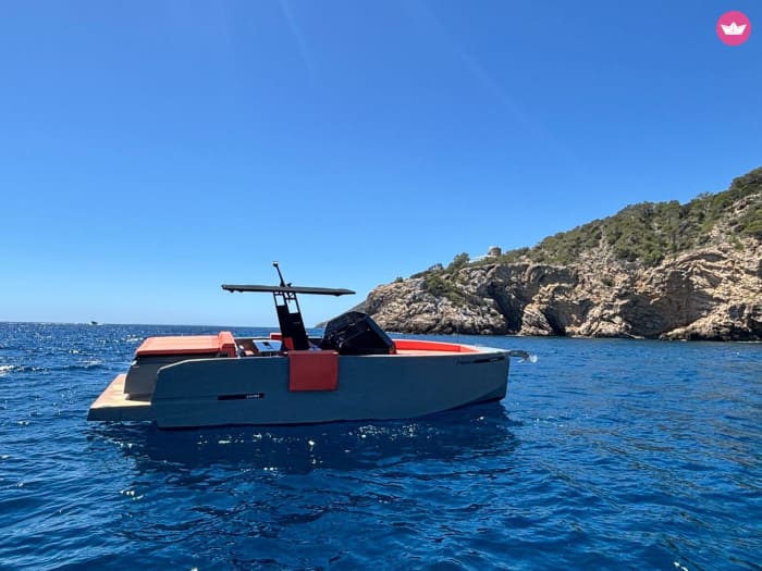 Adventure in Ibiza: Sail to Es Vedrá and discover secret corners