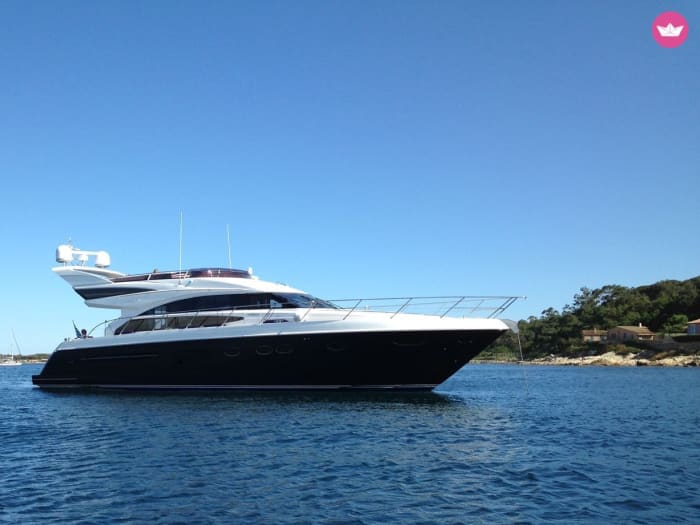 Chartertag auf der Princess V64 – Französische Riviera