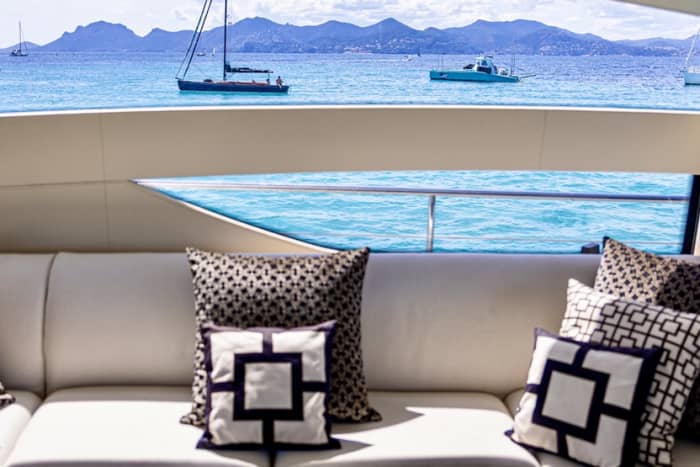Half day to îles de Lérins - yacht experience