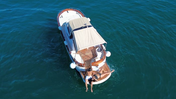 Private 3.5-hour boat tour to Capri from Sorrento