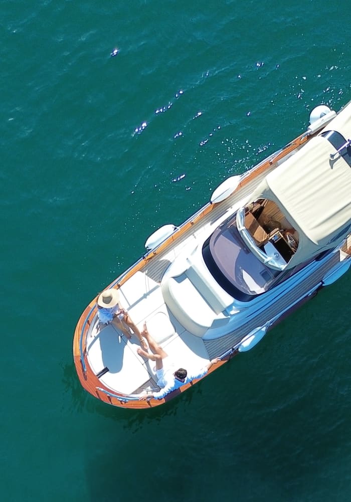 Private 3.5-hour boat tour to Capri from Sorrento