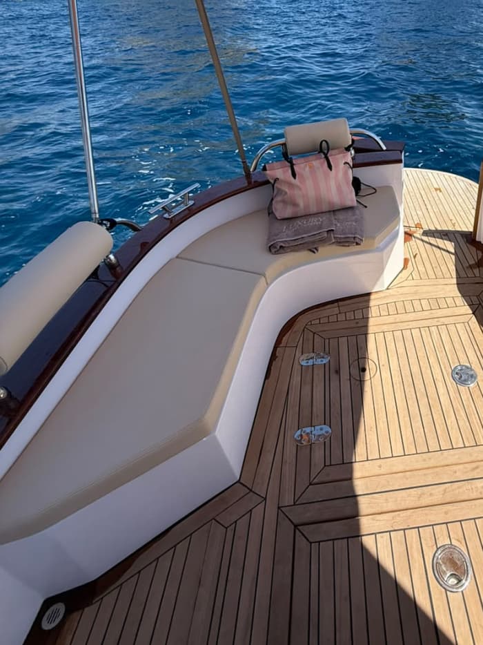 Private 3.5-hour boat tour to Capri from Sorrento