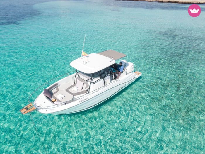 Santa Eulària by Sea: hidden coves, open waters and beauty