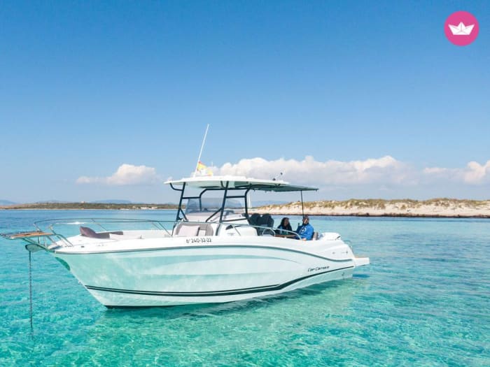 Santa Eulària by Sea: hidden coves, open waters and beauty