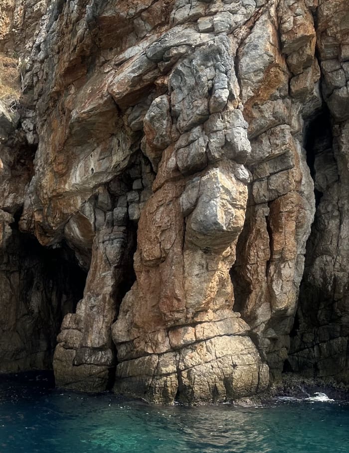 Panda experience: Discover Dubrovnik on a motorboat