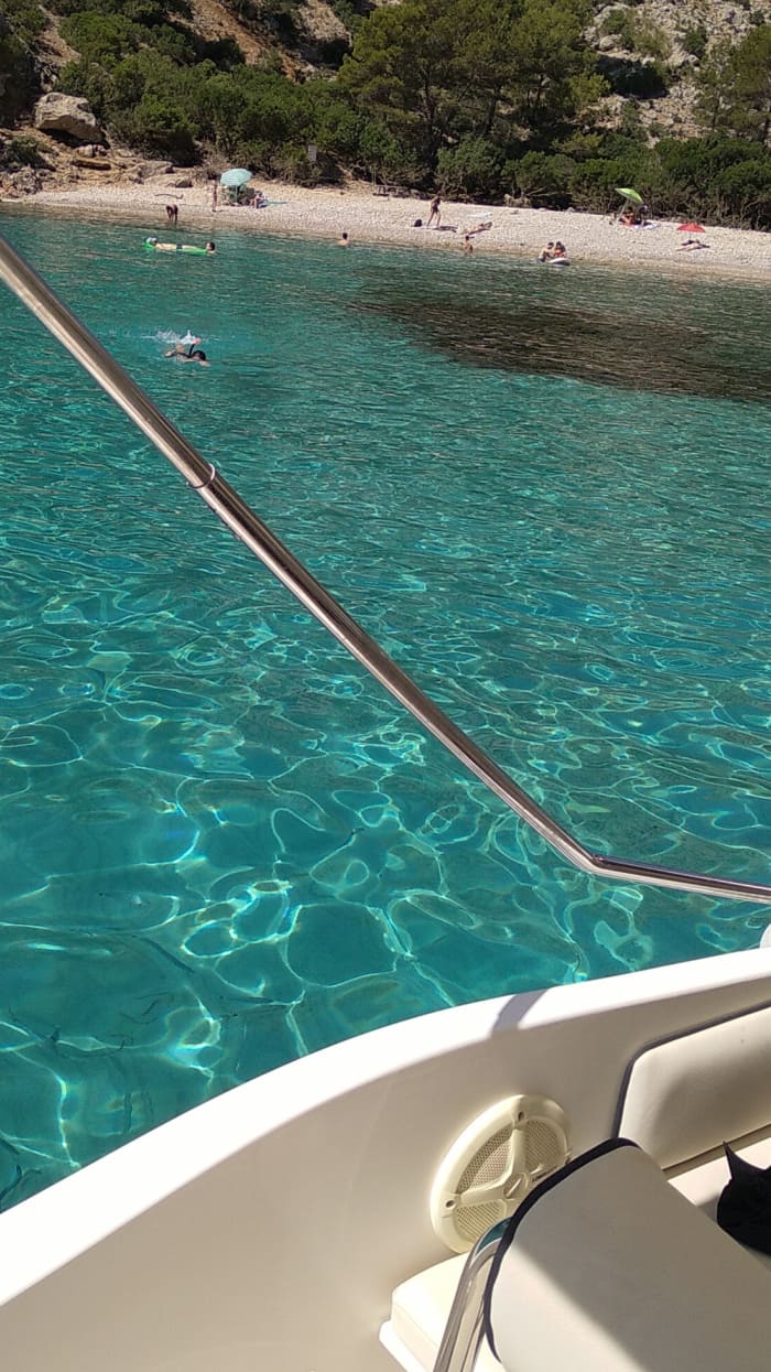 Relax on a 3h30 boat trip in Alcúdia