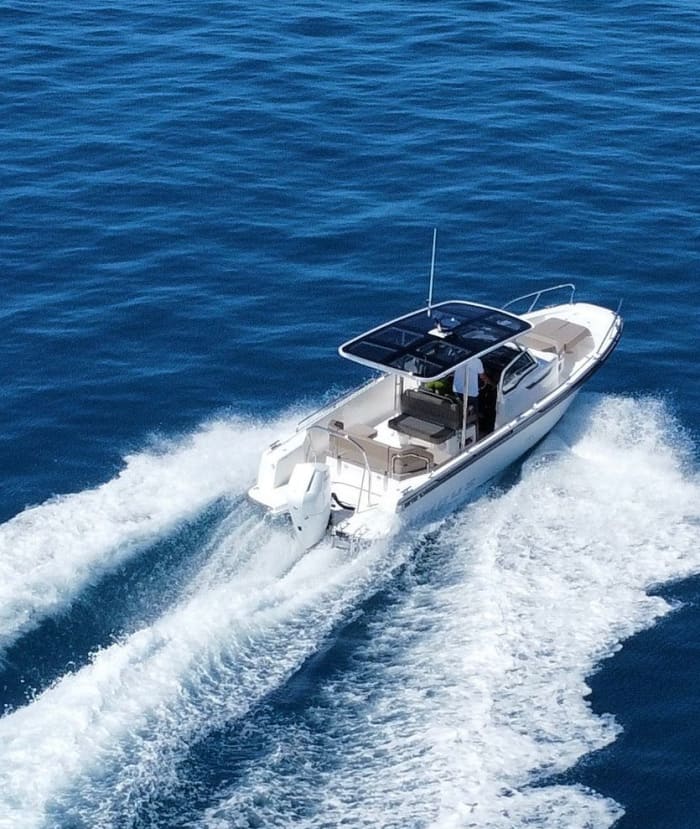 Makarska escape: 4h of relaxation on a motorboat