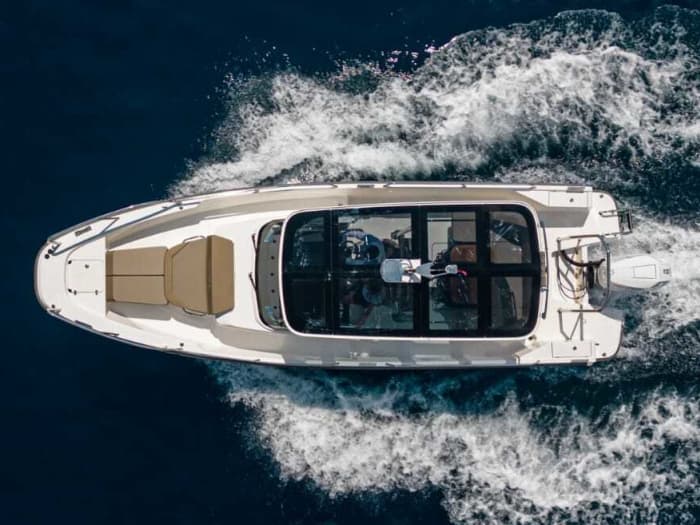 Makarska escape: 4h of relaxation on a motorboat