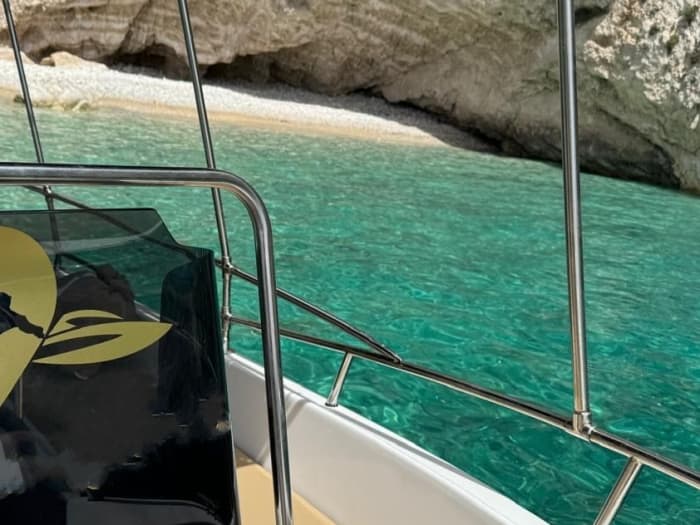 Enjoy 9h on a motorboat to explore Zakynthos