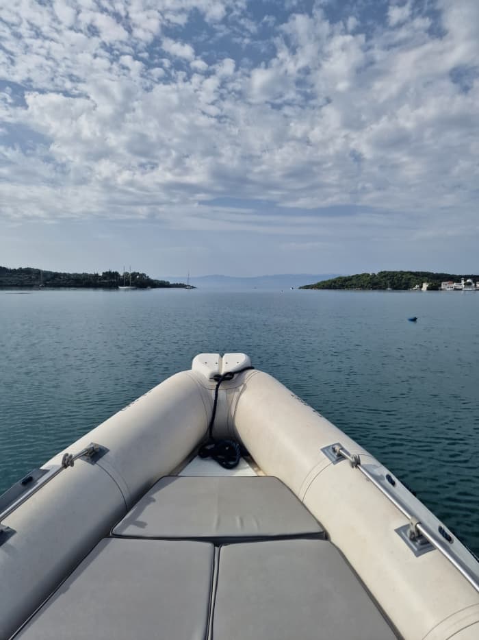 Une journée à Porto Cheli en bateau à moteur