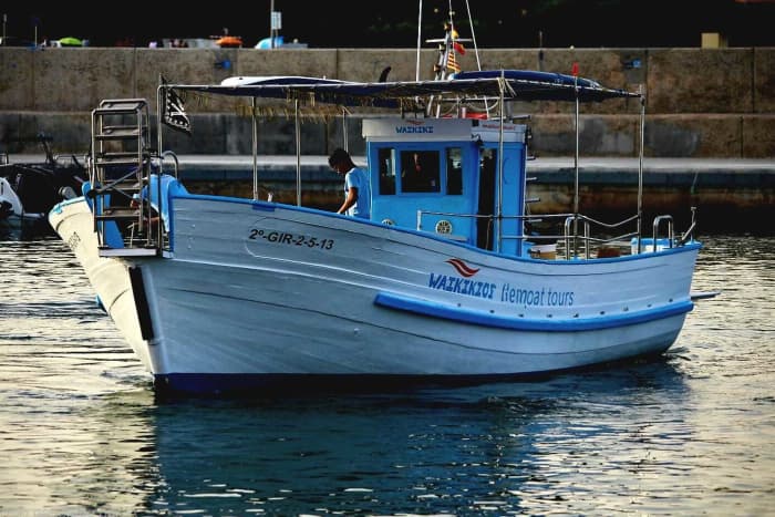 Explore Platja d'Aro by boat: A full day on the water aboard a motorboat
