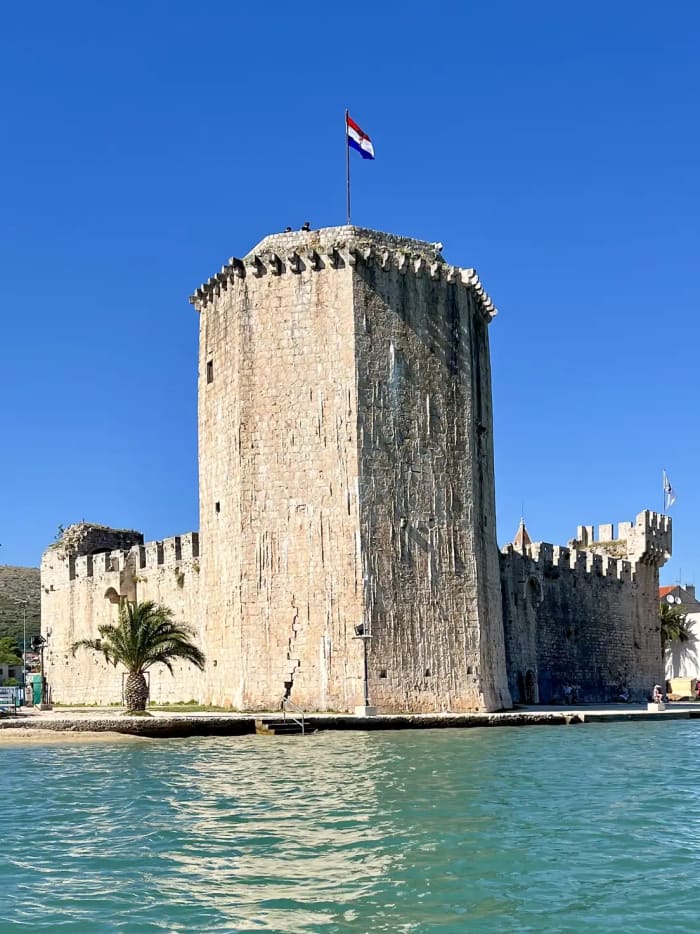 Excursión privada de medio día en barco a la Laguna Azul: aguas cristalinas y escapada costera desde Split